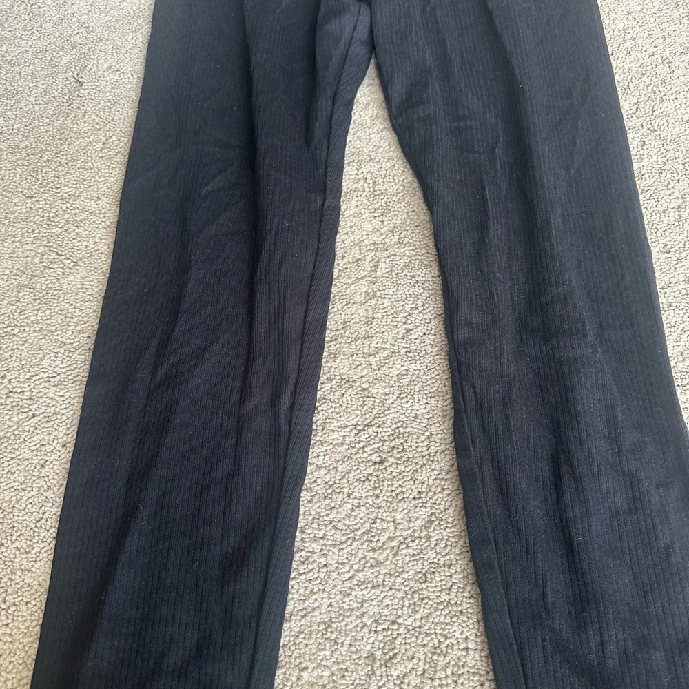 Brand is Old Navy Size is yl 10/12 plus New without tags